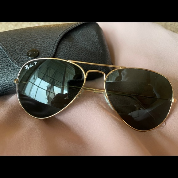 Ray-Ban Accessories - Ray Ban Aviator sunglasses